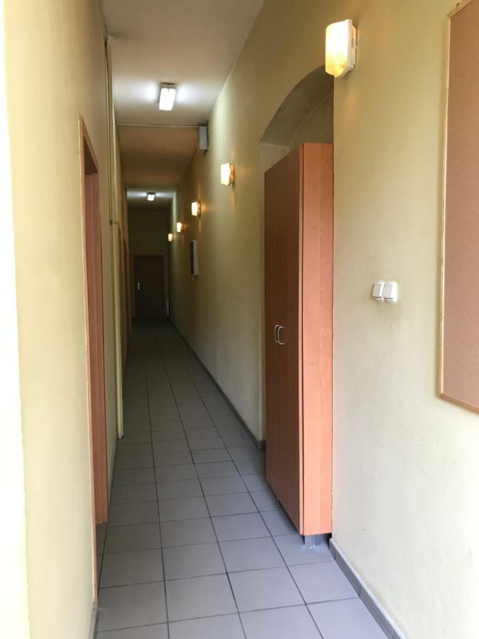 Hostel Clarus Mons Studio Częstochowa Exterior foto